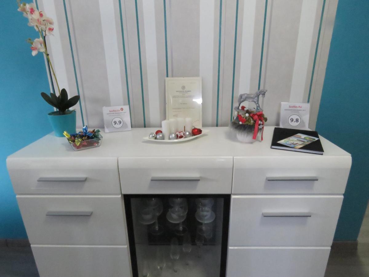Szofi Apartman Hajdúszoboszló Extérieur photo